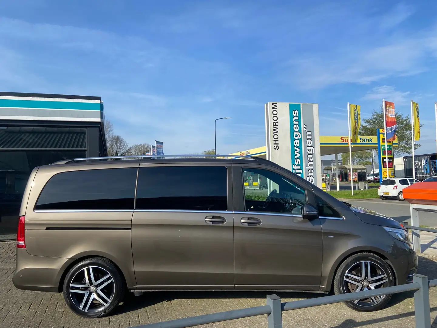 Mercedes-Benz V 250 250d L2 DC E6 | Avantgarde | LMV 19'' | 2x Schuifd Marrone - 2