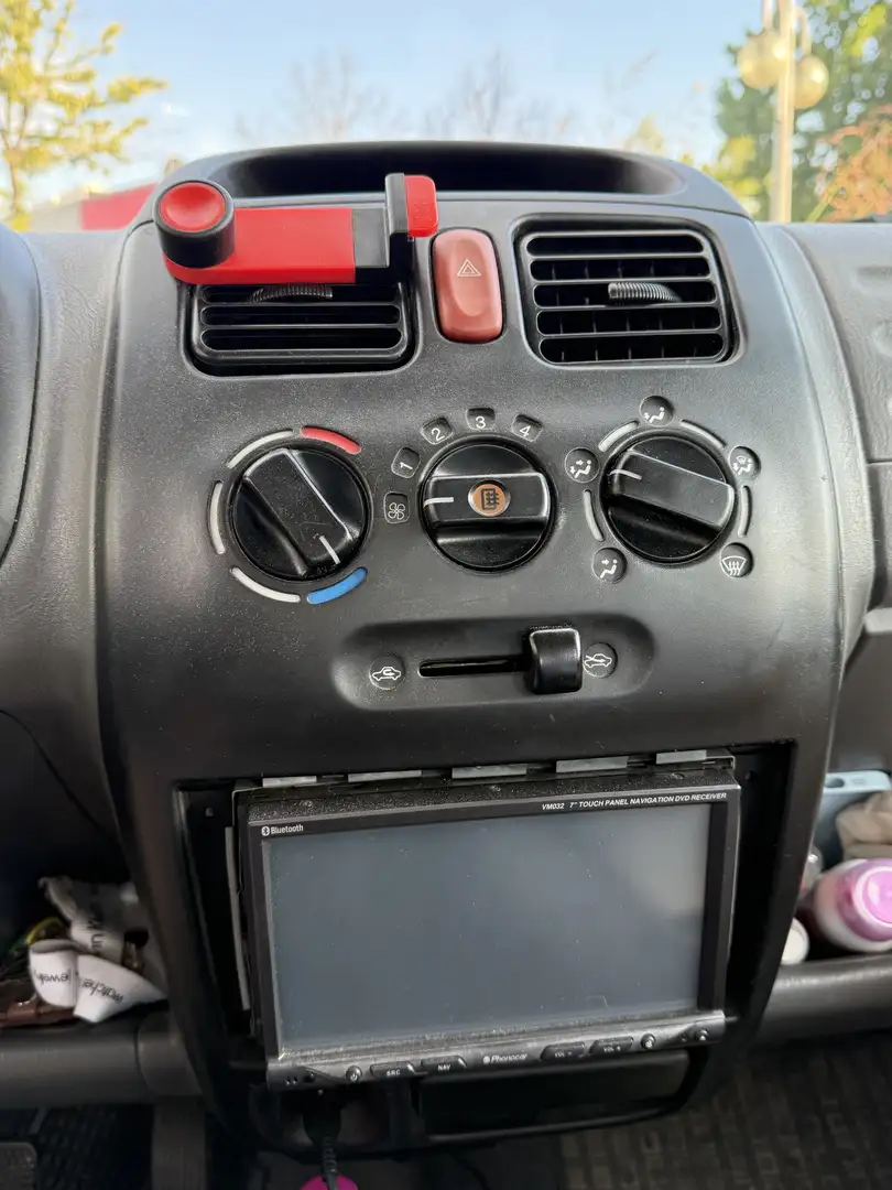 Opel Agila 1.0 12v - 1