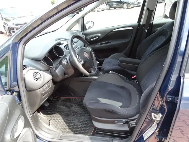 Fiat Punto view 10