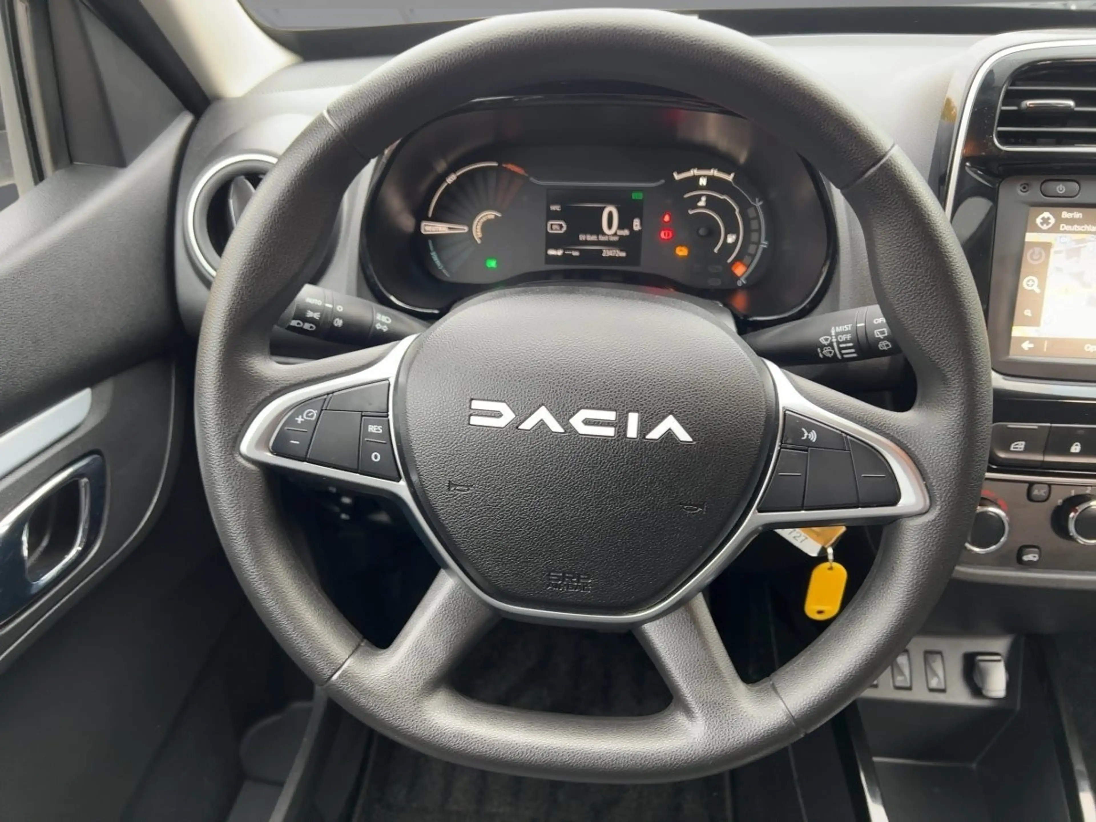 Dacia Spring 45 Electric Essential — photo 11