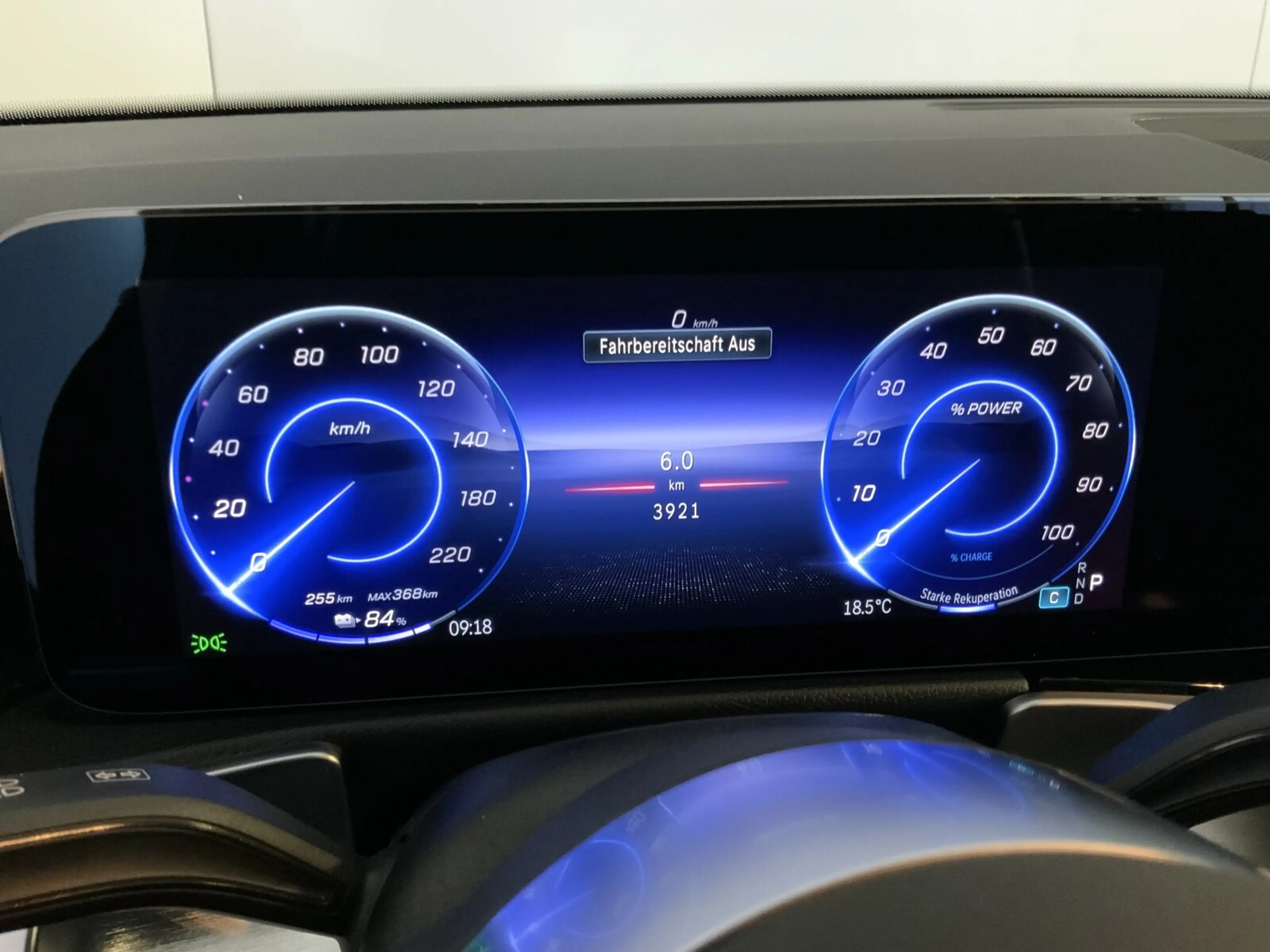 Mercedes-Benz EQB 300 EQB 300 4MATIC  Progressive Navi/Pano.-Dach/Klima — photo 11