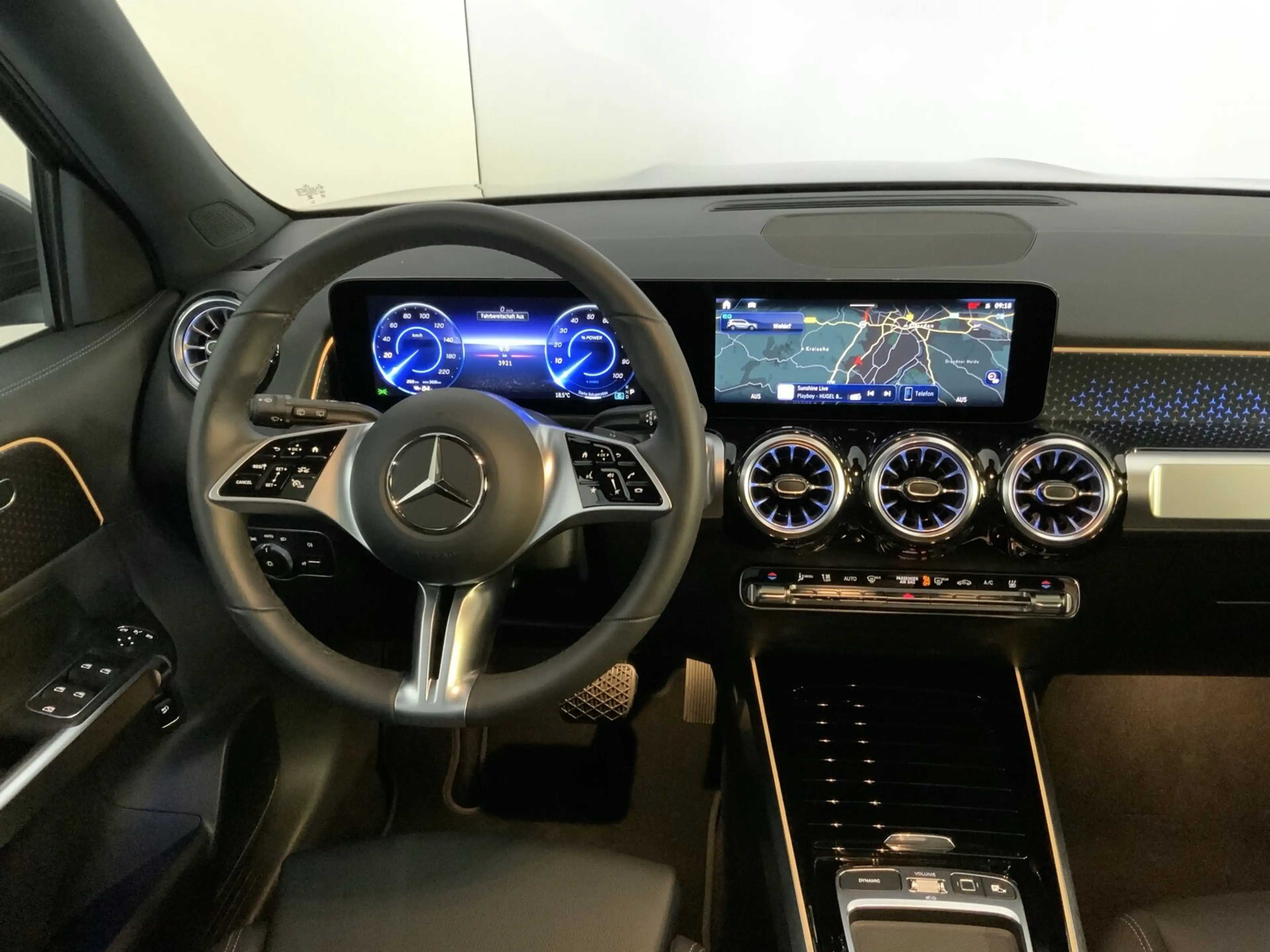 Mercedes-Benz EQB 300 EQB 300 4MATIC  Progressive Navi/Pano.-Dach/Klima — photo 9