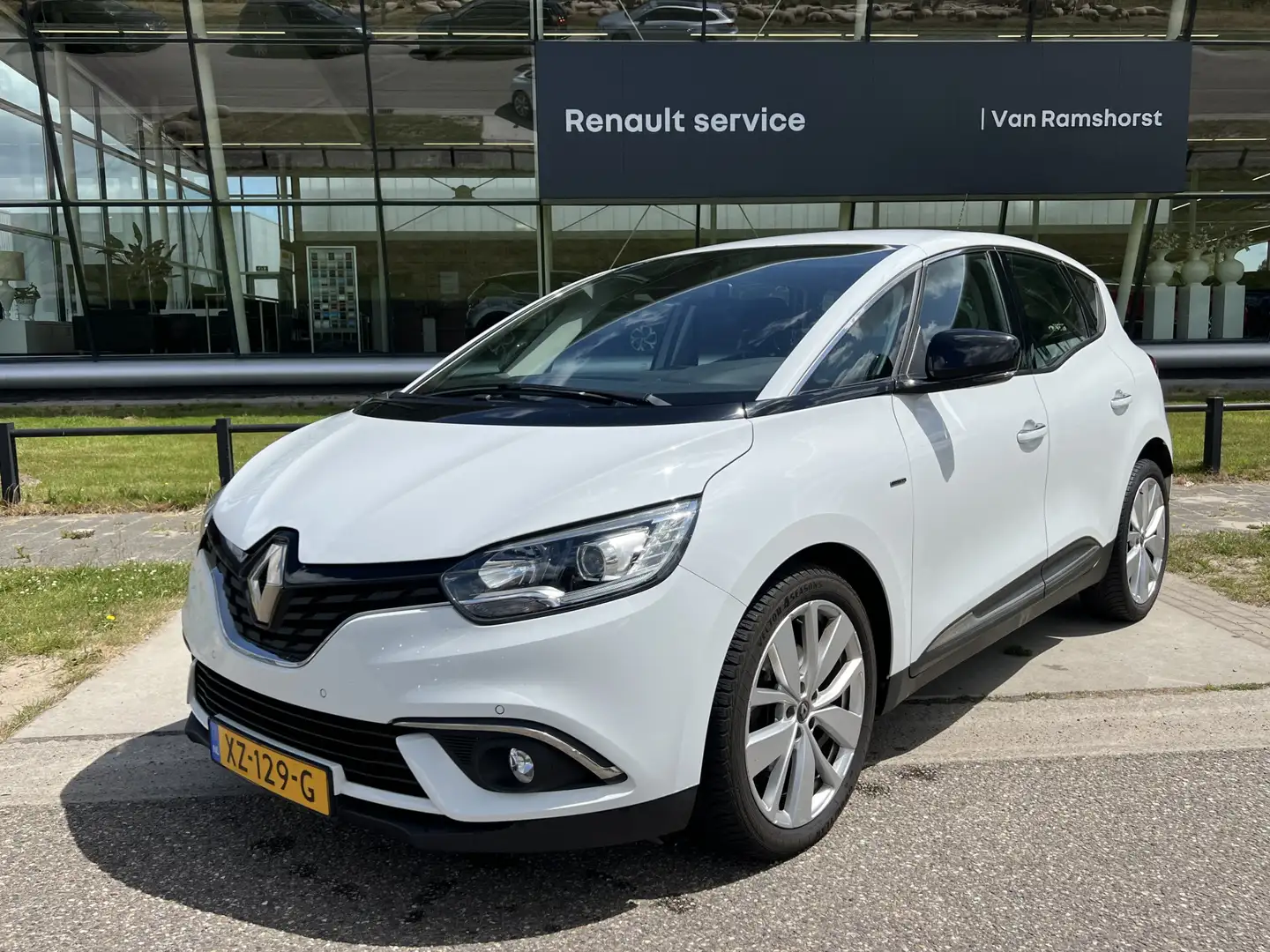 Renault Scenic 1.3 TCe Limited / Keyless / Parkeersensoren V+A / Wit - 1