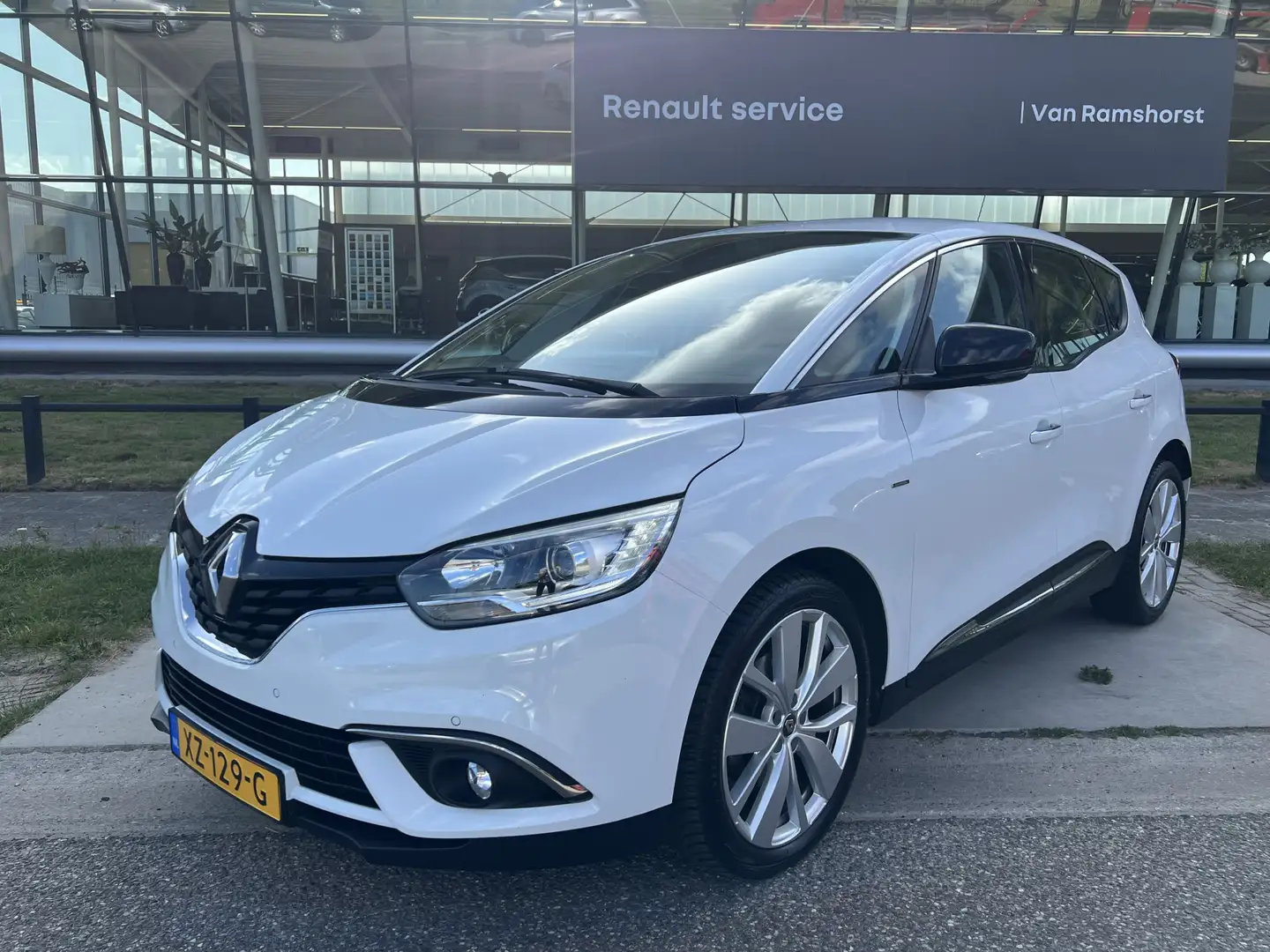 Renault Scenic 1.3 TCe Limited / Keyless / Parkeersensoren V+A / bijela - 1