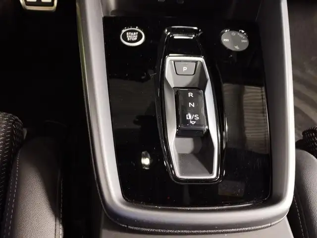 Audi A3 view 14