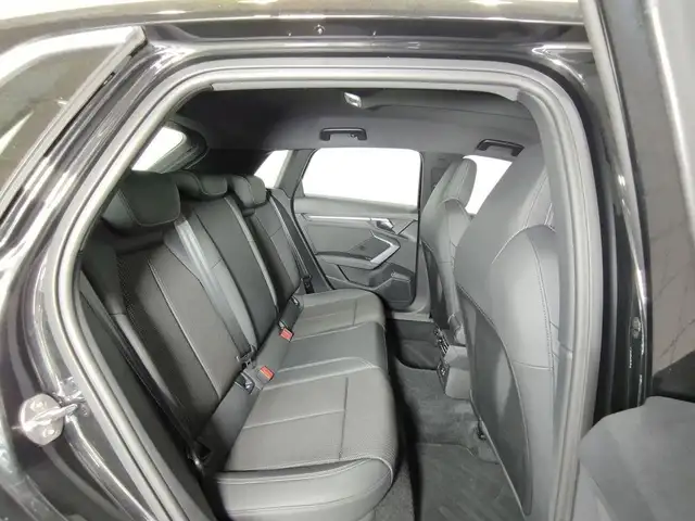 Audi A3 view 8