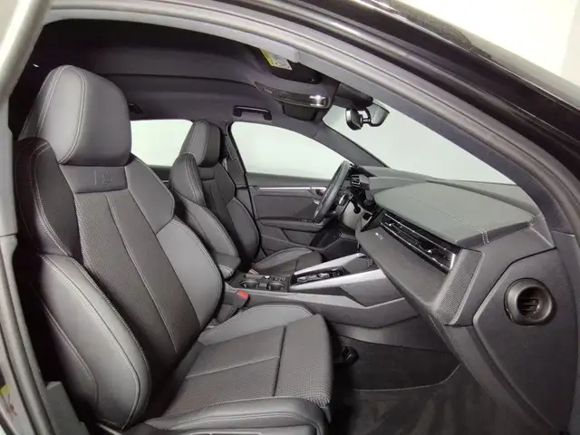 Audi A3 view 7
