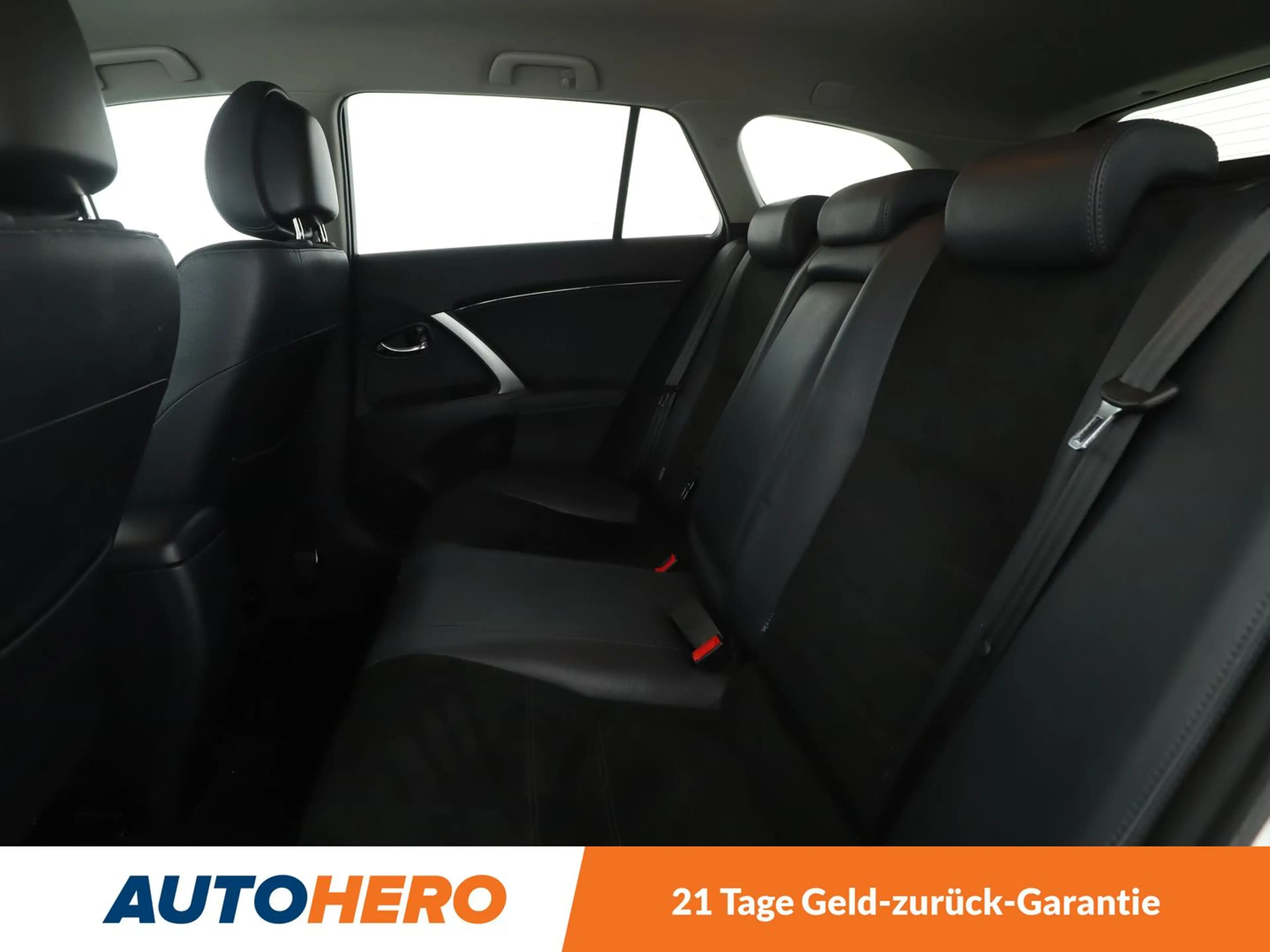 Toyota Avensis 1.8 Comfort*TEMPO*LIM*PDC*SHZ*ALU*KLIMA* — photo 15
