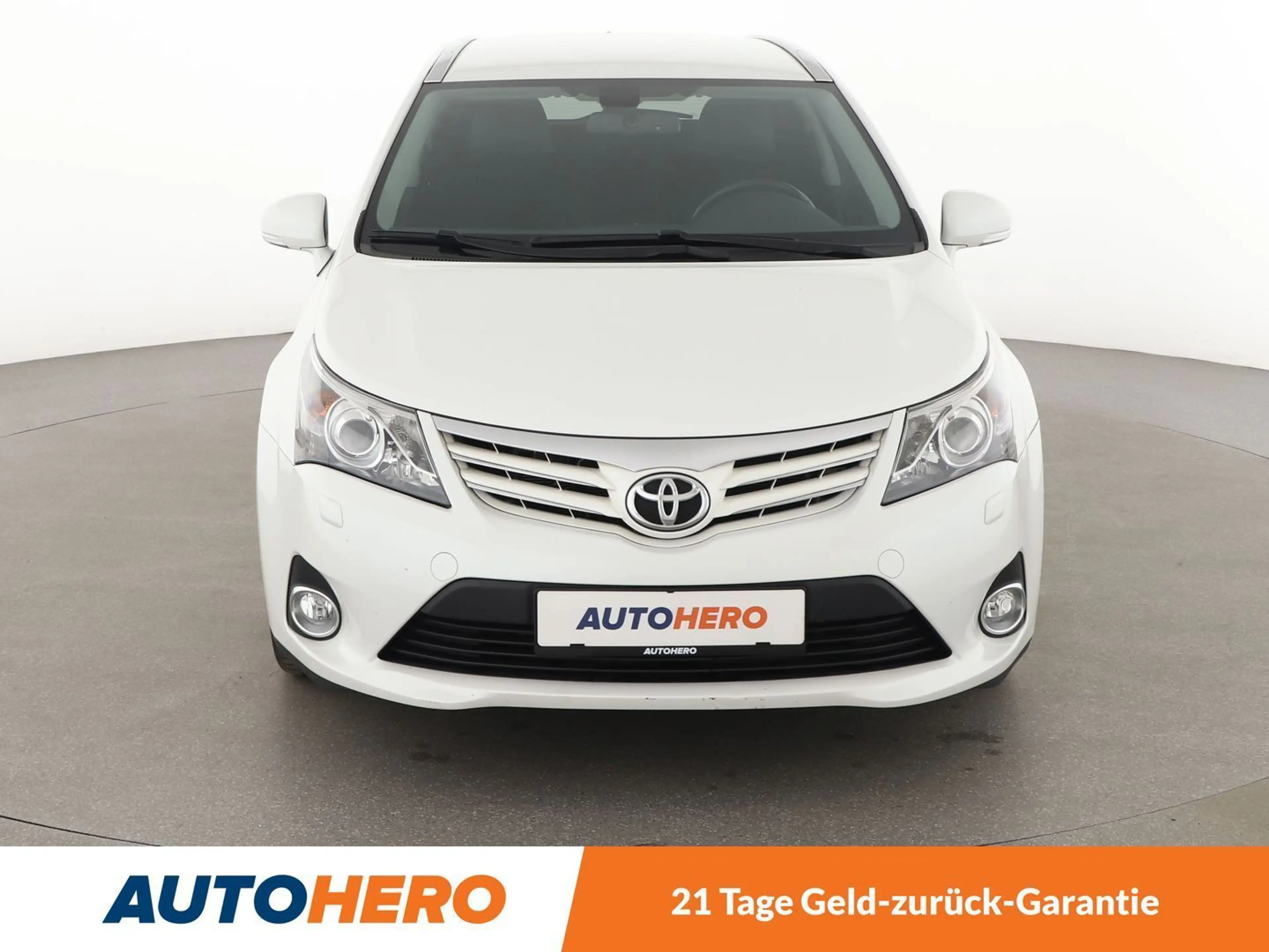 Toyota Avensis 1.8 Comfort*TEMPO*LIM*PDC*SHZ*ALU*KLIMA* — photo 9