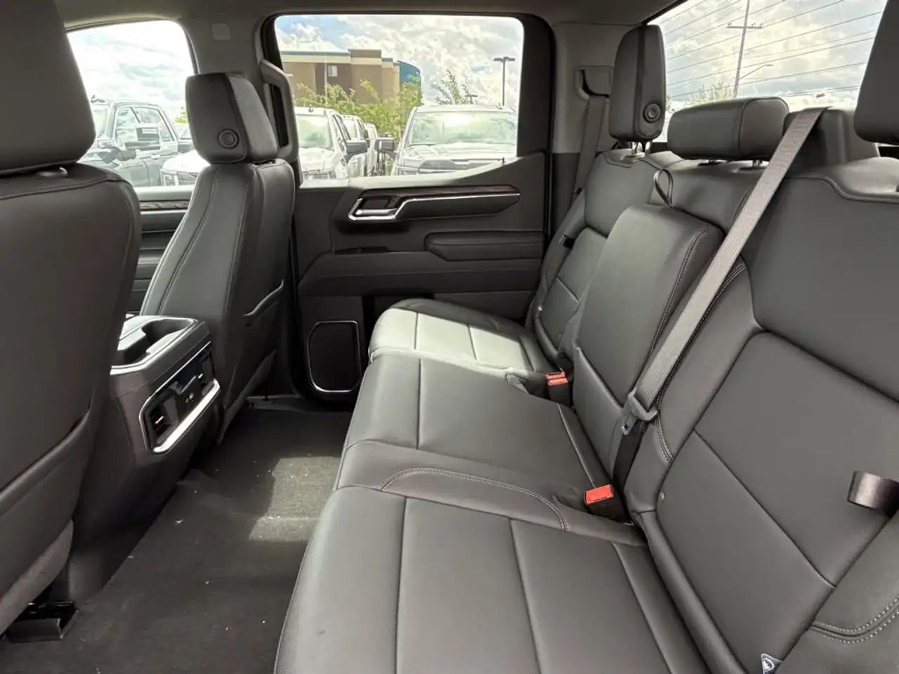 GMC Sierra 1500 снимка GMC Sierra 1500
