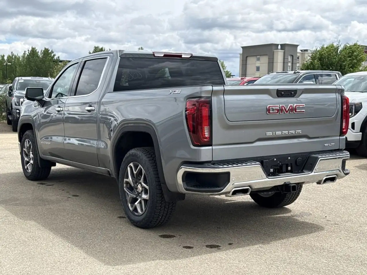 GMC Sierra 1500 снимка GMC Sierra 1500