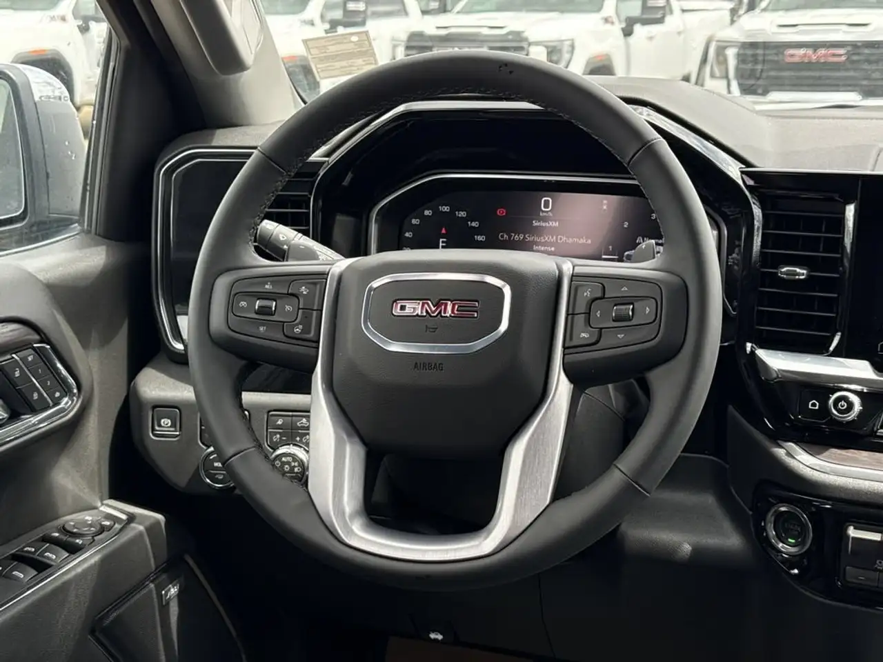 GMC Sierra 1500 снимка GMC Sierra 1500