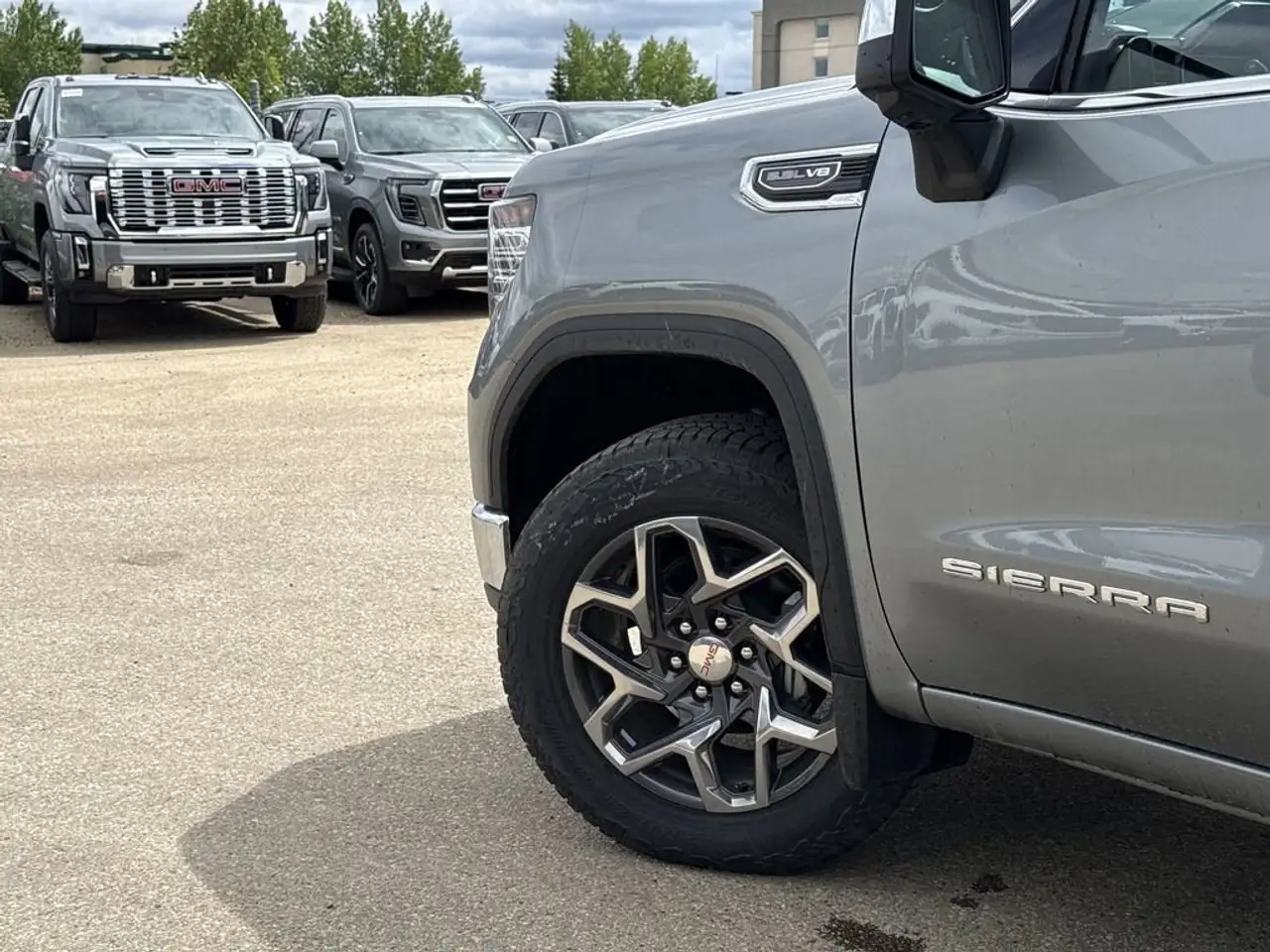 GMC Sierra 1500 снимка GMC Sierra 1500