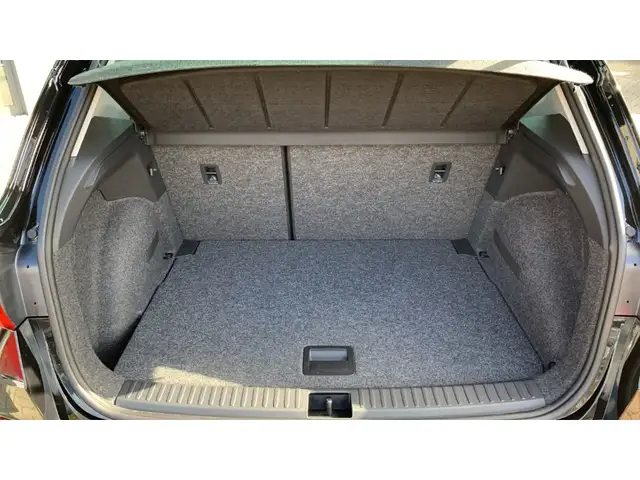 SEAT Arona view 12