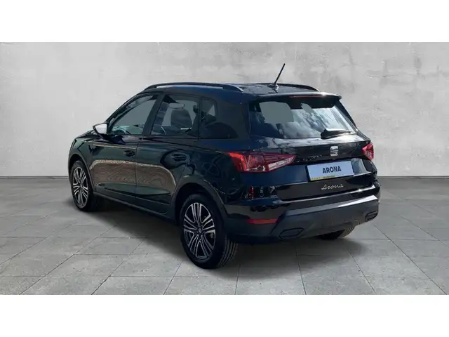 SEAT Arona view 3