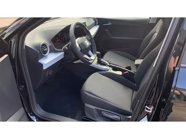 SEAT Arona view 9