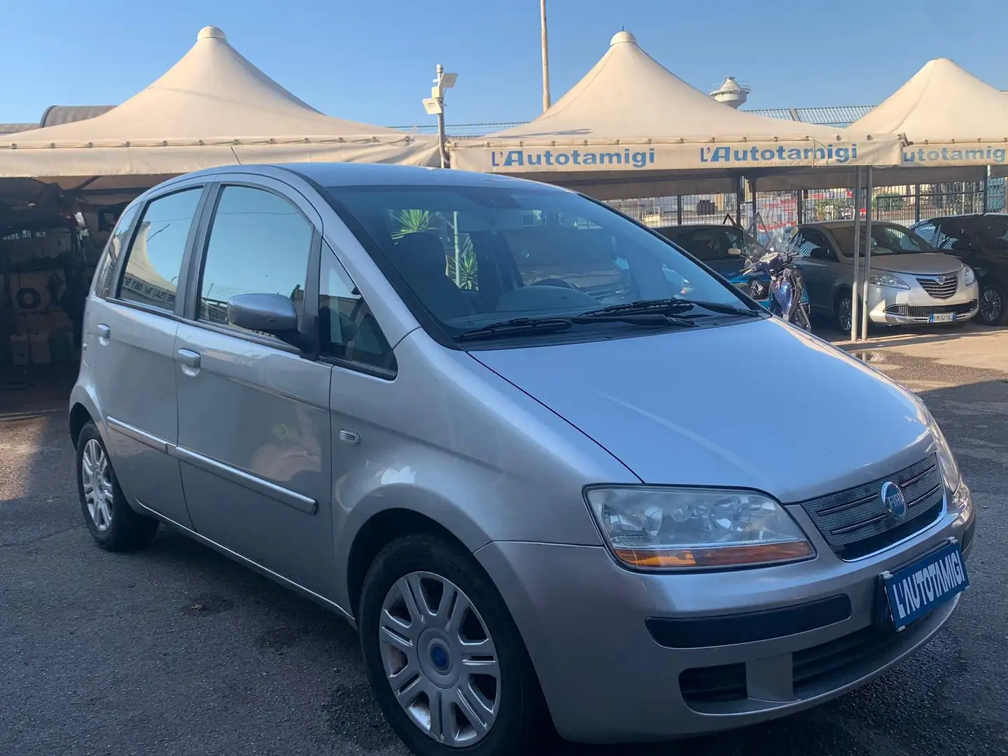Fiat Idea 1.9 Multijet Emotion Grigio - 1