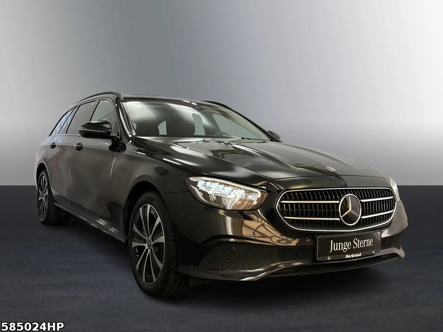 Mercedes-Benz E 300 4M T Avantgarde DISTRONIC AHK Nightp. < Noir - 2