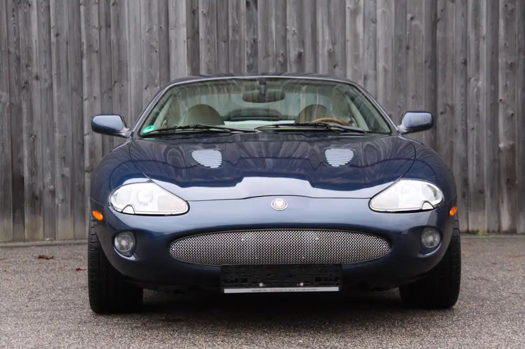 Jaguar XKR 1999 из Европы — купить под ключ