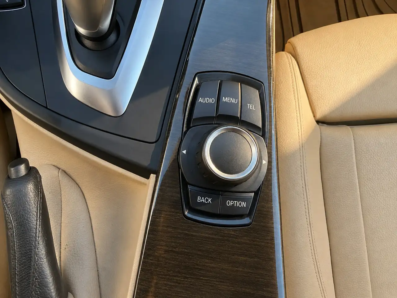 BMW 3 Series снимка BMW 3 Series