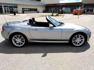 2010 Mazda MX-5 - Canadian Prices, Specs, Photos | AutoTrader.ca