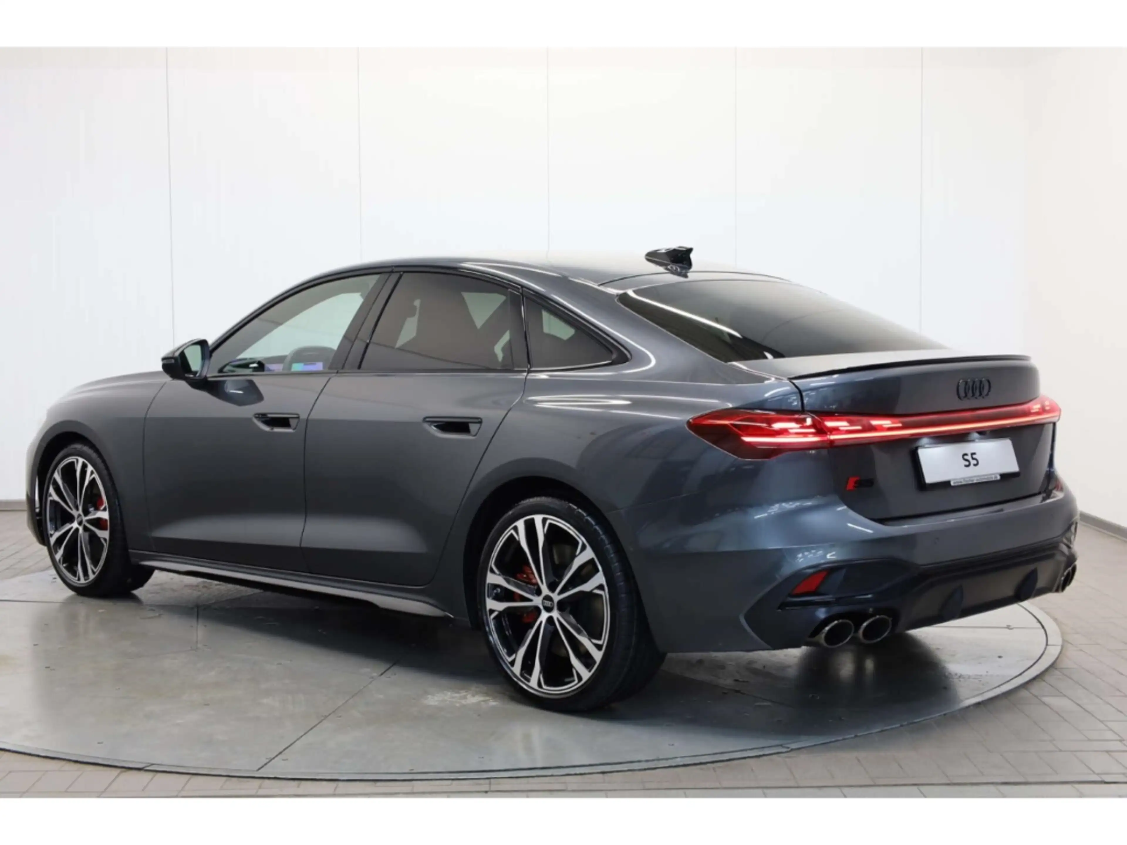 Audi S5 Limousine TFSI quattro S line — photo 4
