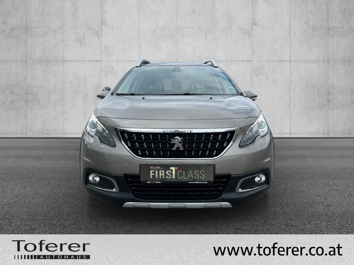 Peugeot 2008 1,2 VTi Access Grau - 2