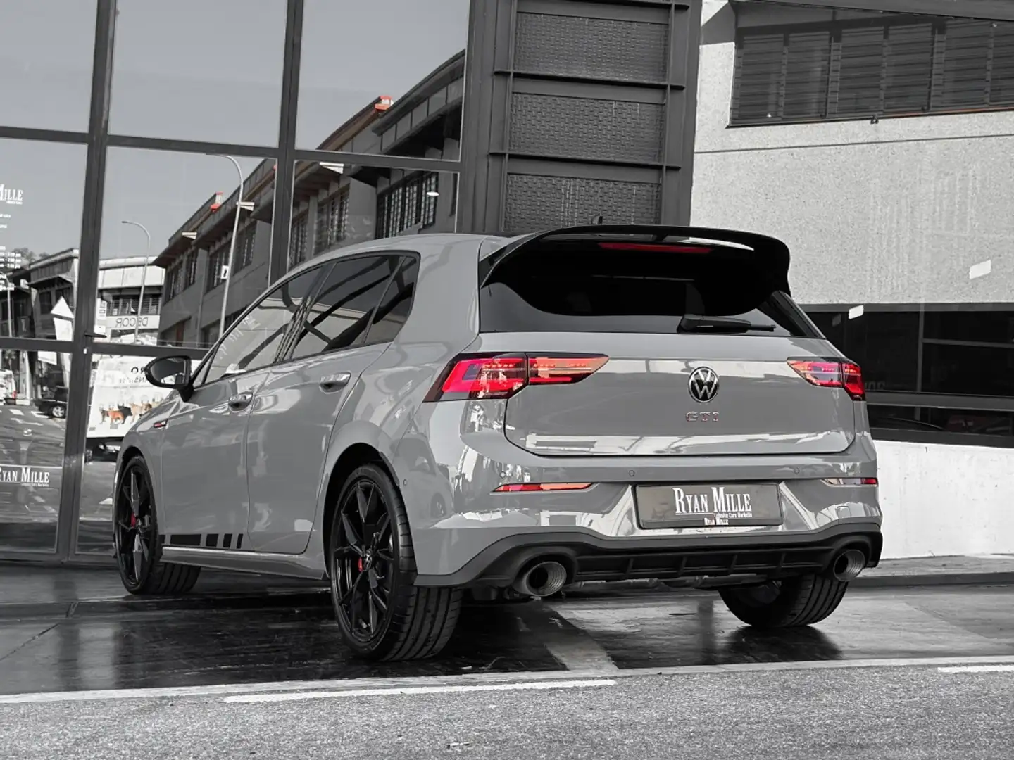 Volkswagen Golf GTI 2.0 TSI Clubsport DSG 221kW Gris - 2