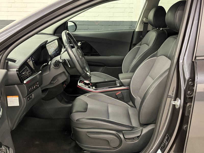 Kia e-Niro ExecutiveLine 64 kWh JBL audio / Leder-stof — photo 10