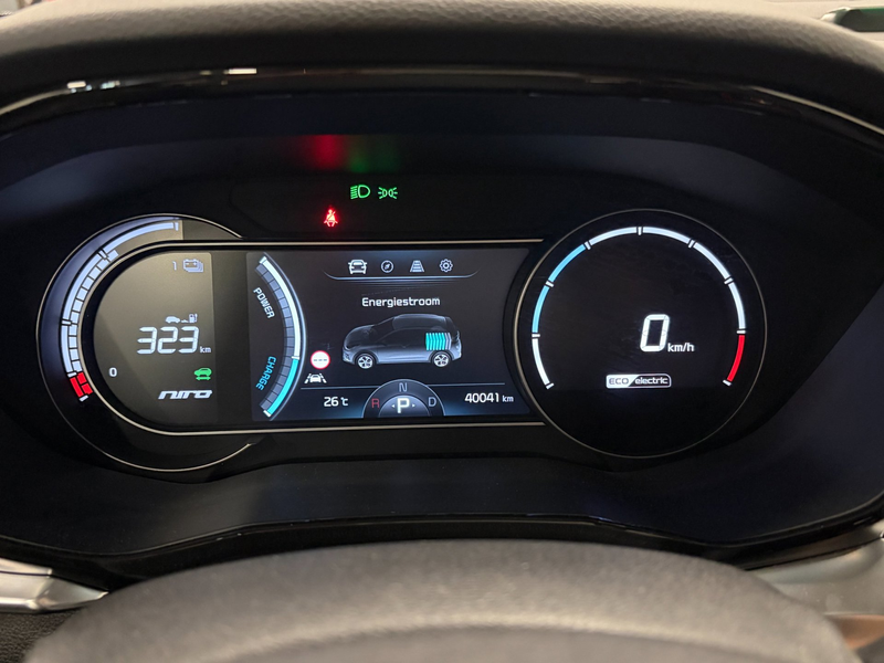 Kia e-Niro ExecutiveLine 64 kWh JBL audio / Leder-stof — photo 13