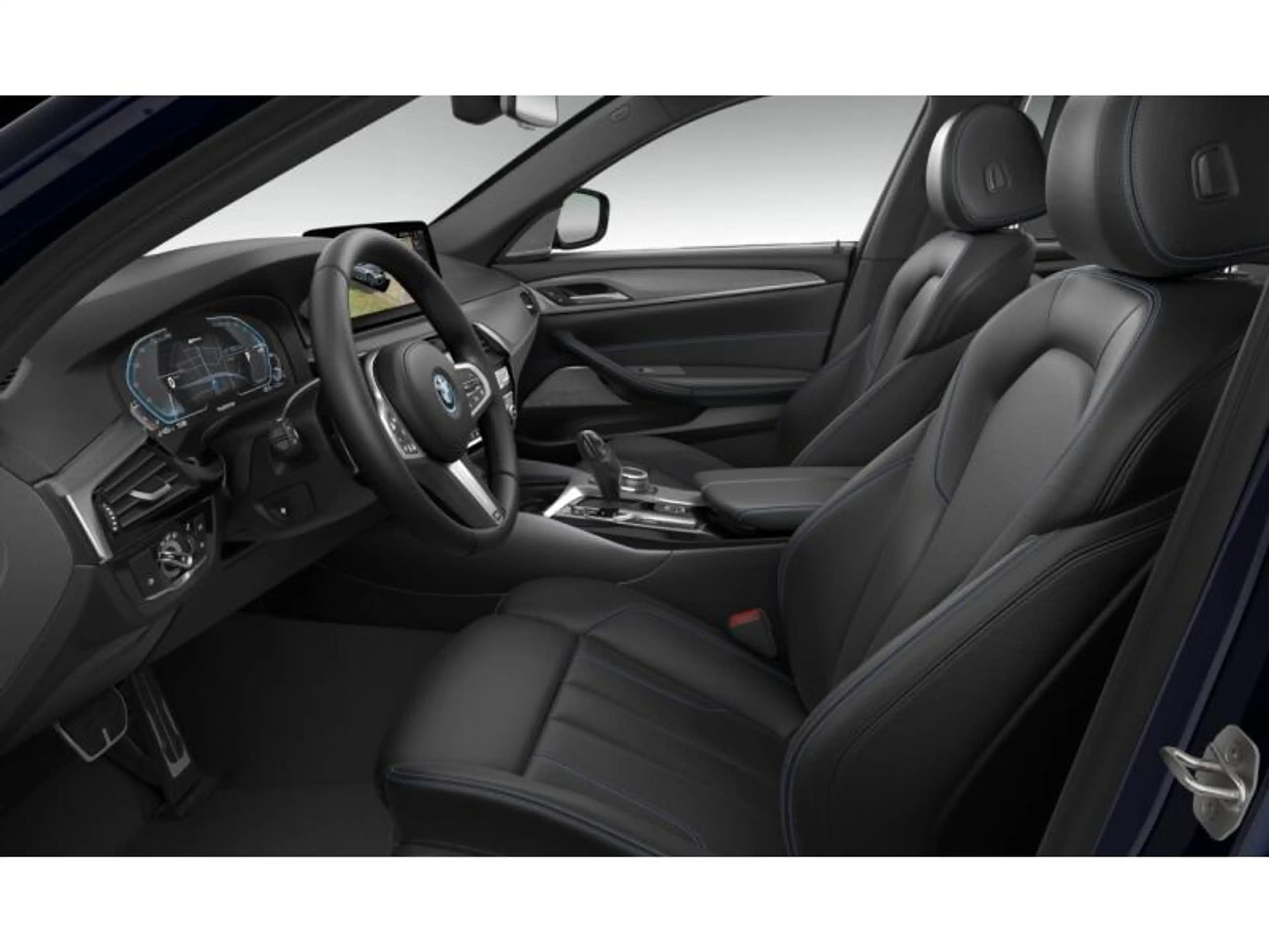 BMW 530 Touring M Sport — photo 7