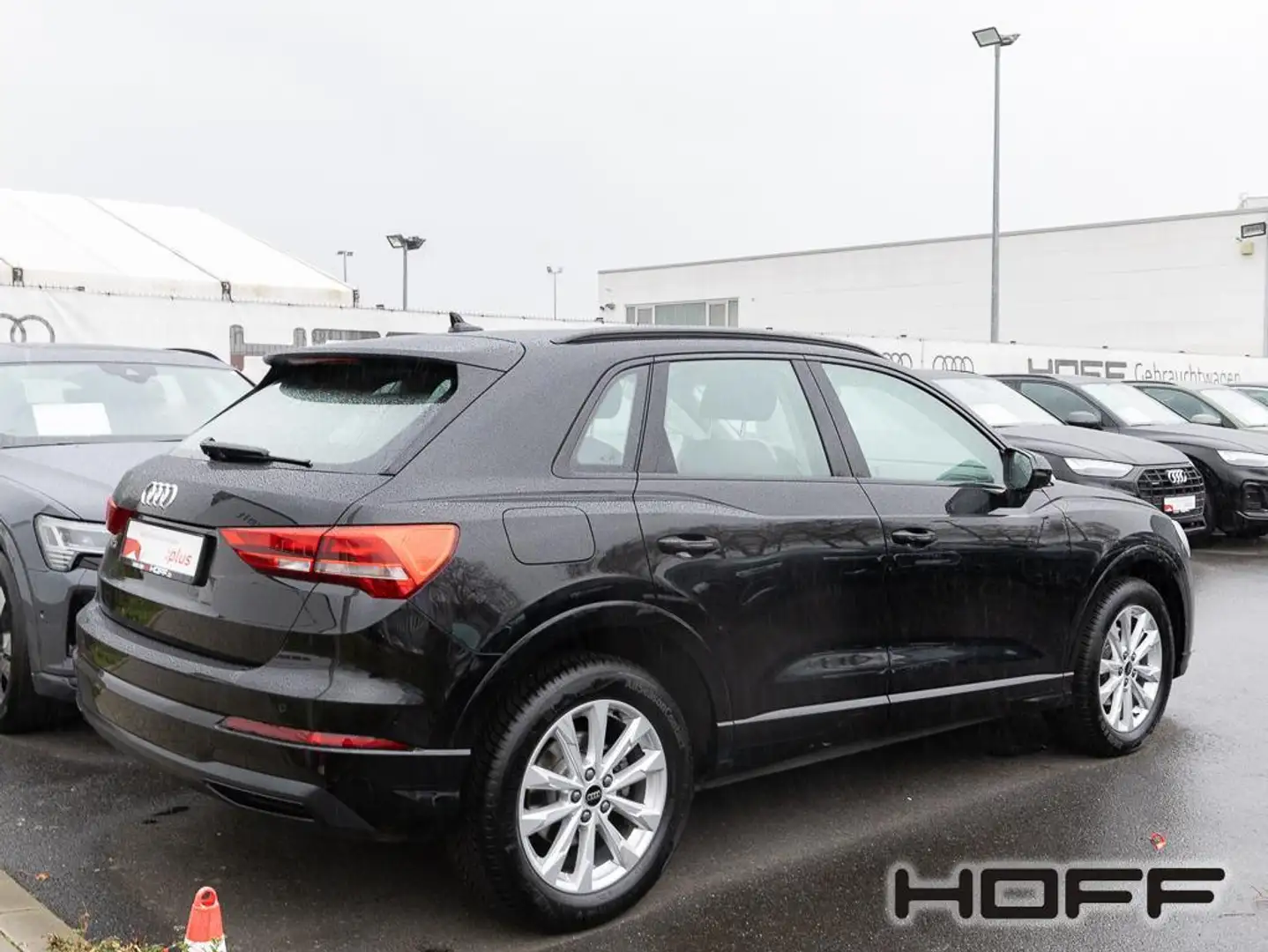 Audi Q3 advanced 35 TFSI 110(150) kW(PS) S tronic Schwarz - 2
