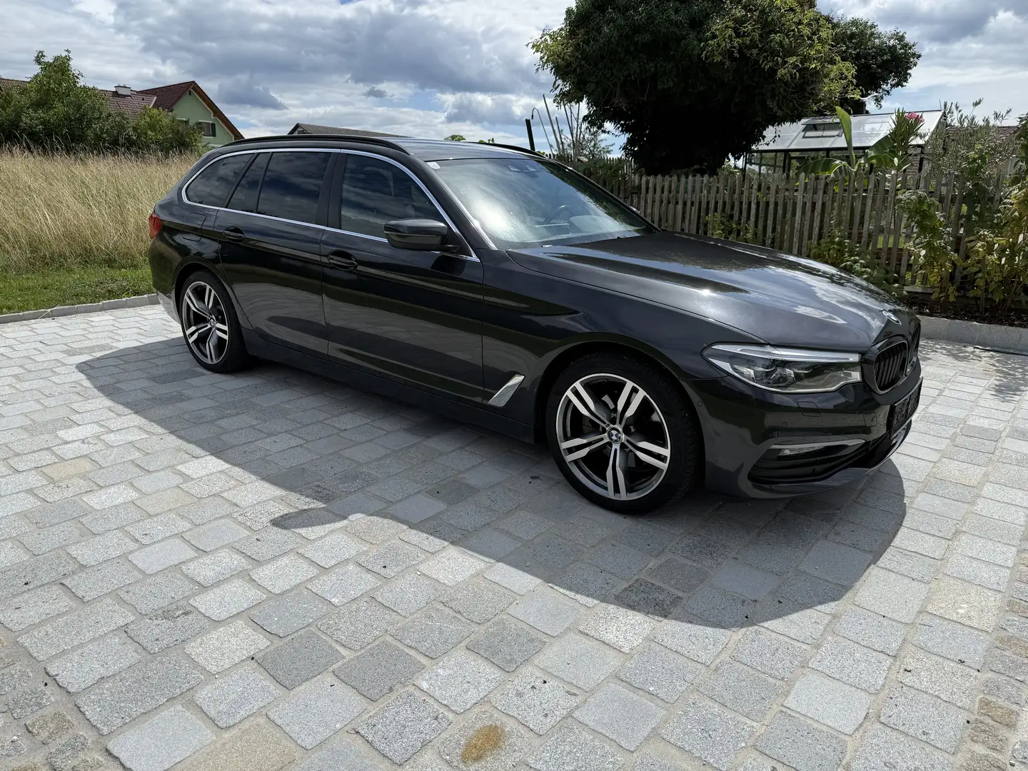 BMW 518 518d Touring Aut. - 1