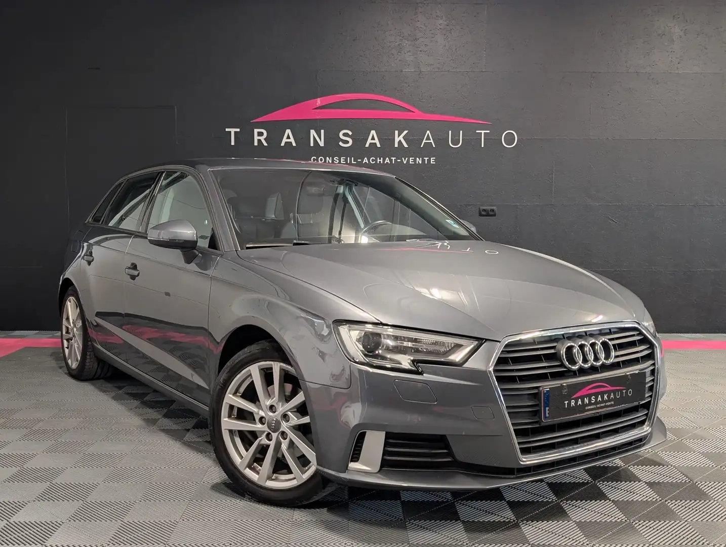 Audi A3 Sportback 1.5 TFSI Sport **VIRTUAL-SIEGE SPORT** Gris - 1