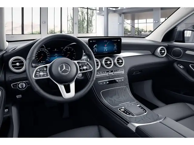 Mercedes-Benz GLC view 7