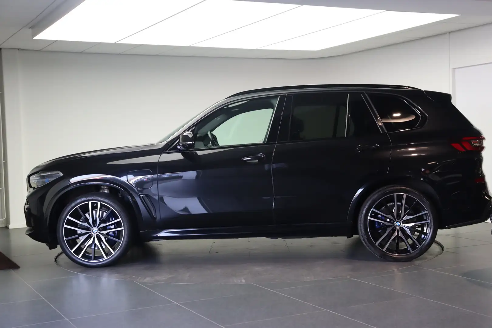 BMW X5 xDrive45e High Executive M Sport Automaat / Panora Zwart - 2