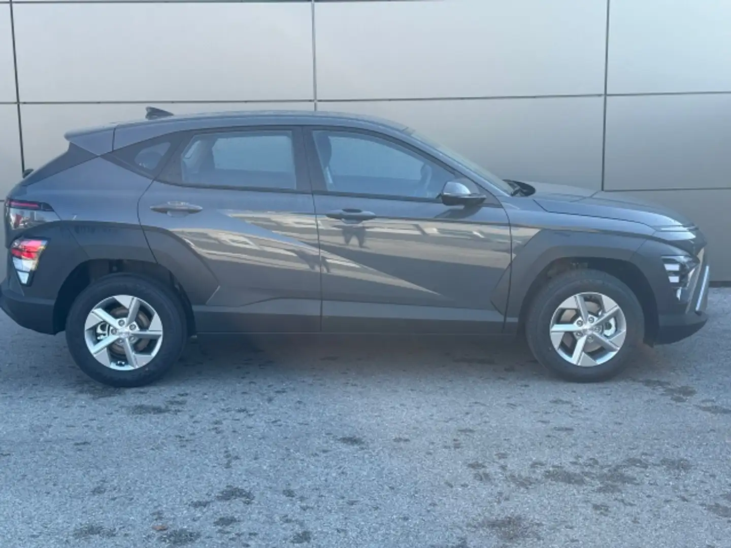 Hyundai KONA HEV (SX2) Smart Line 1,6 GDI 2WD Grau - 2