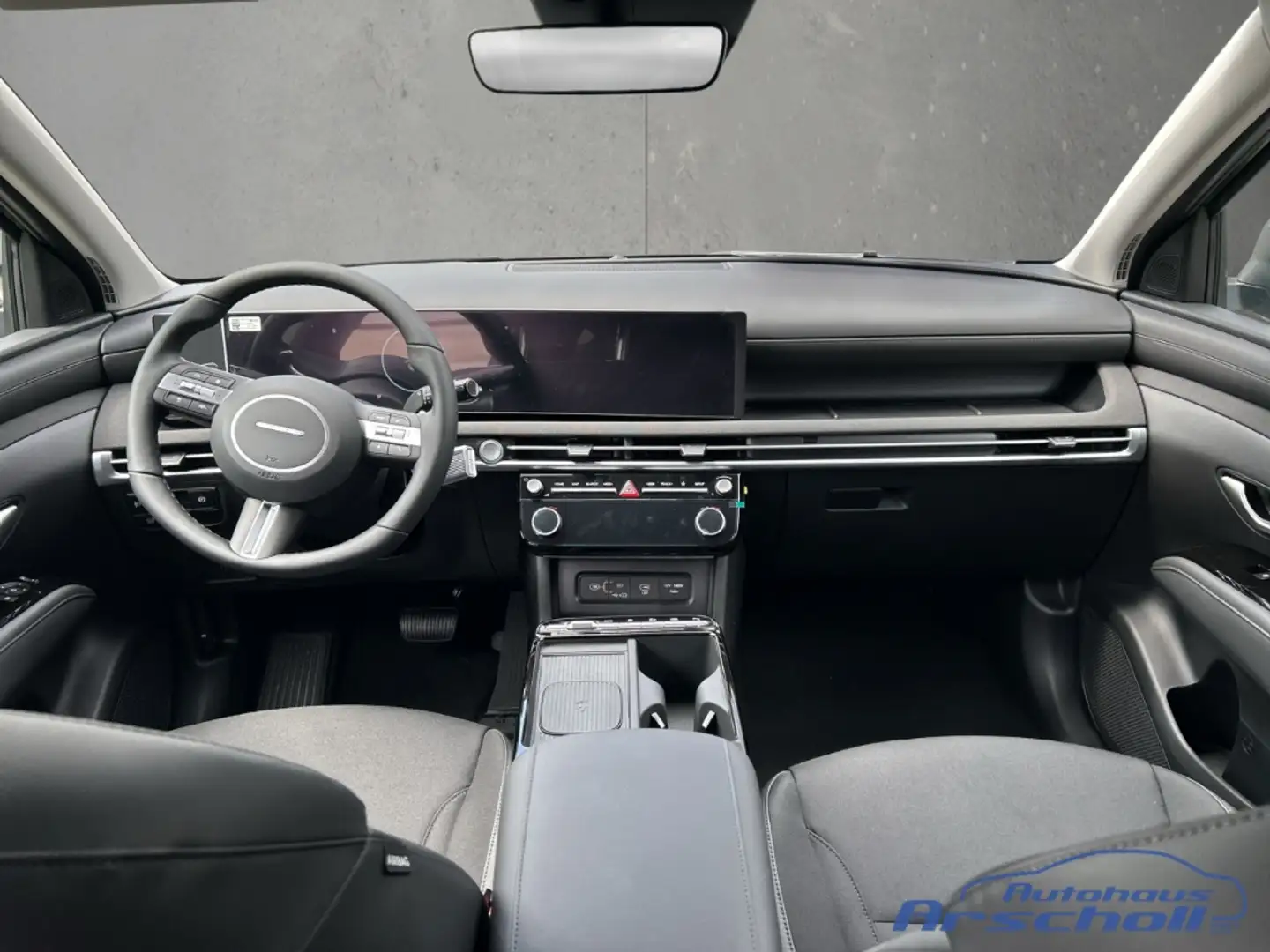 Hyundai TUCSON Trend (MY25) Navi Digitales Cockpit Soundsystem LE Gris - 2