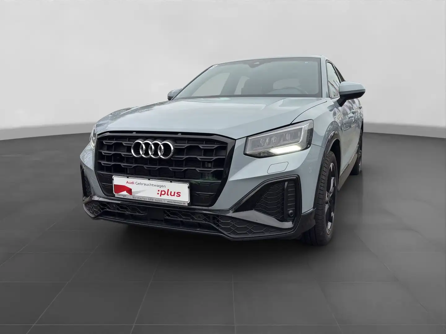 Audi Q2 35 TFSI 2x S LINE LM18 FEINNAPPA AHK LED OPS Grau - 2