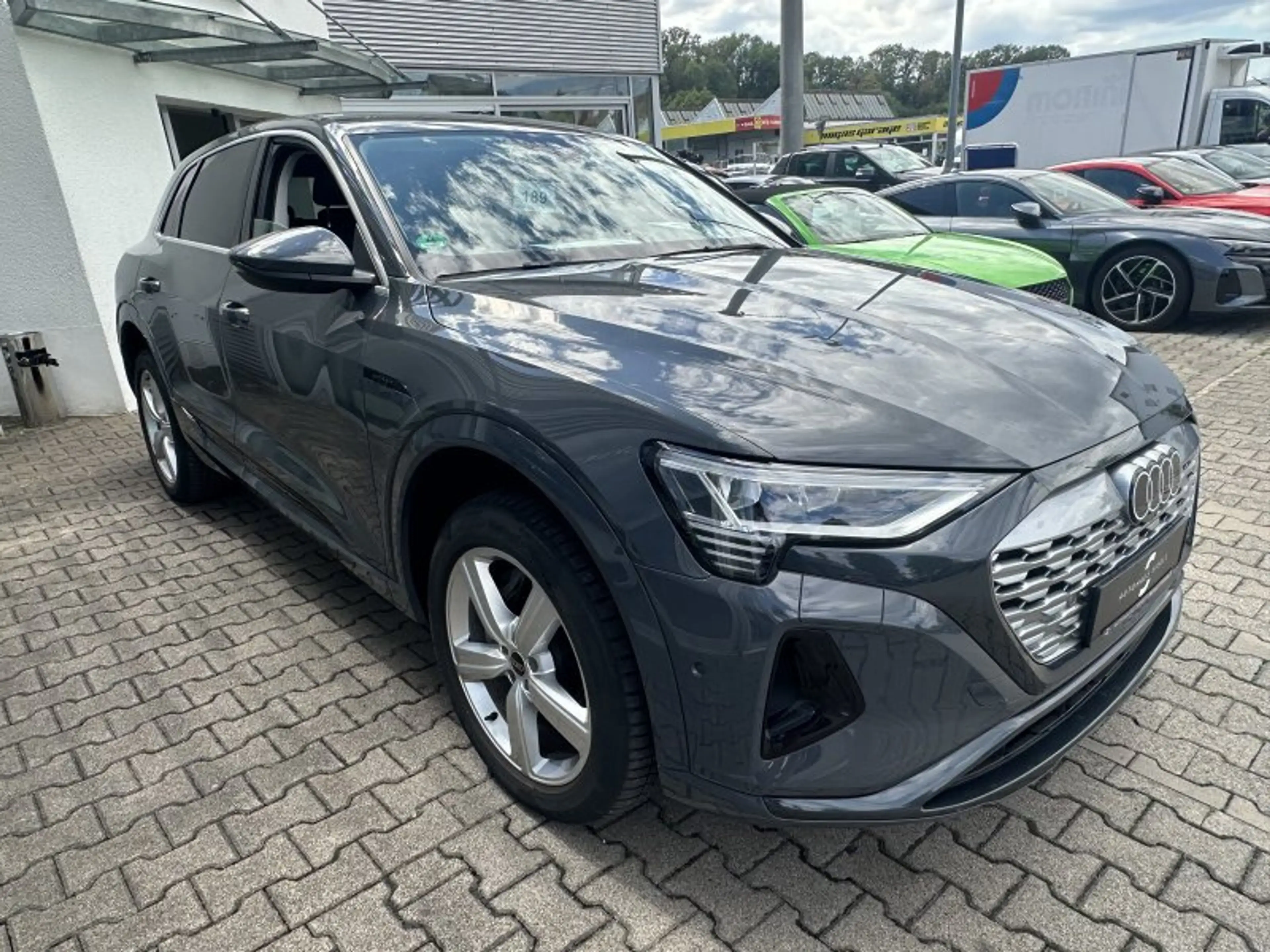 Audi Q8 e-tron 50 quattro advanced Navi Matrix Kamera 20 Zoll SHZ — photo 7
