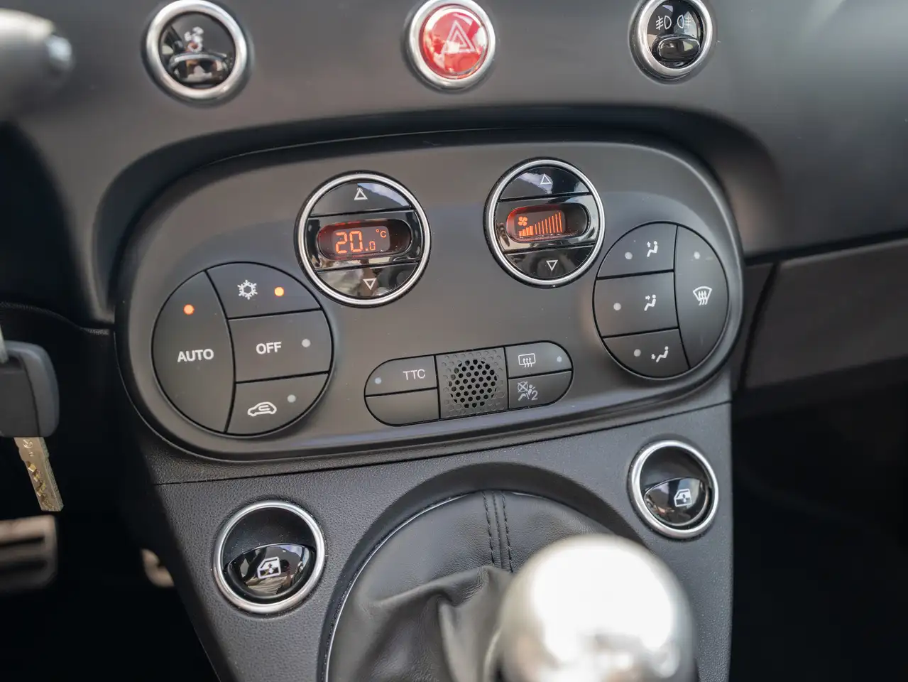 Abarth 595 595C NEW CONDITION/BEATS AUDIO/PDC/NAVI/AIRCO/APPCONNECT, миниатюра 27