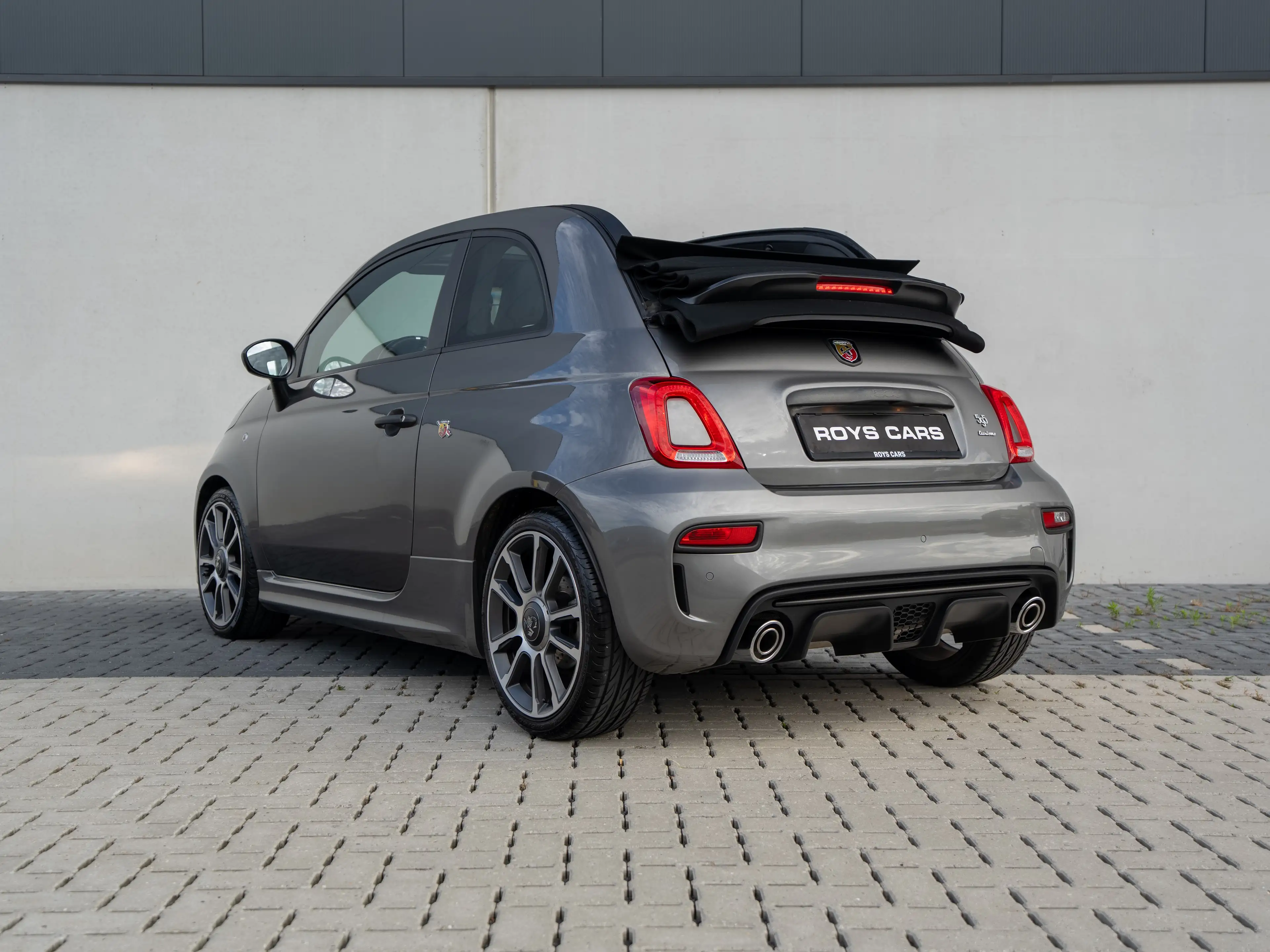 Abarth 595 Turismo 595C NEW CONDITION/BEATS AUDIO/PDC/NAVI/AIRCO/APPCONNECT — photo 6