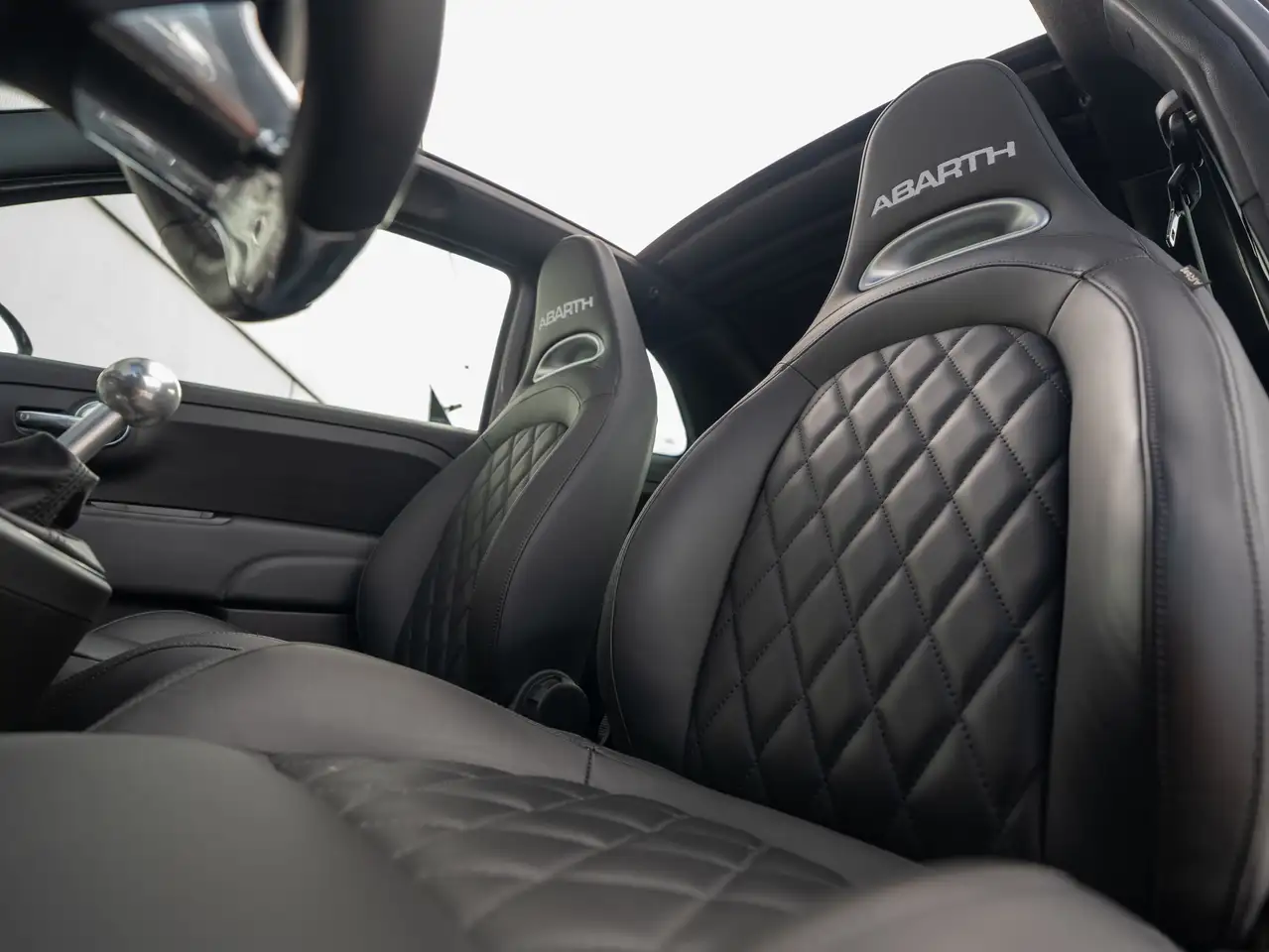 Abarth 595 Turismo 2023 — фото 15