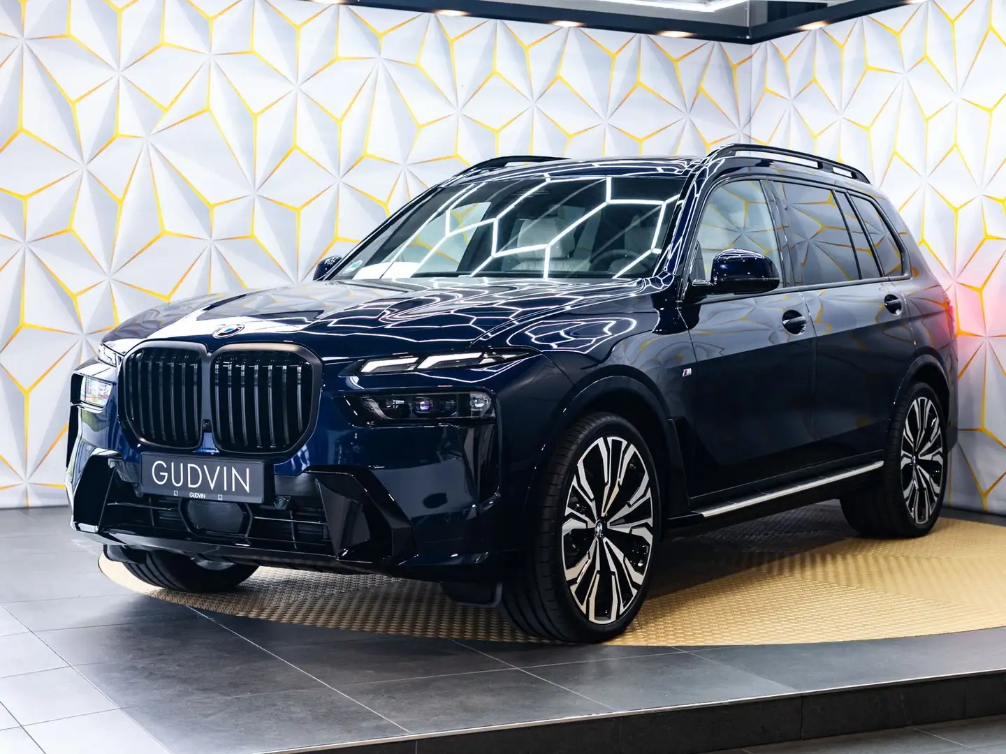 BMW X7 40d/M Sport Pro/Bowers & Wilkins/SkyLounge Blau - 2