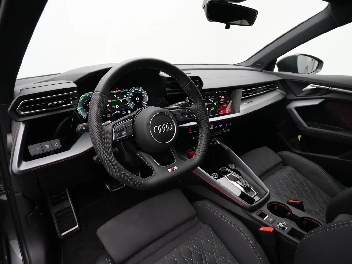 Audi A3 Sportback 45 TFSI e 272 pk S-tronic S edition Comp Gris - 2
