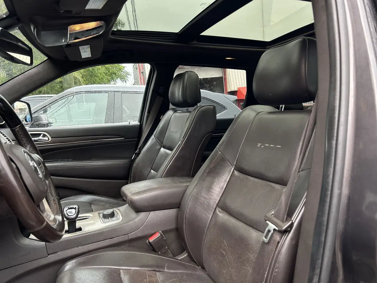 Jeep Grand Cherokee photo Jeep Grand Cherokee