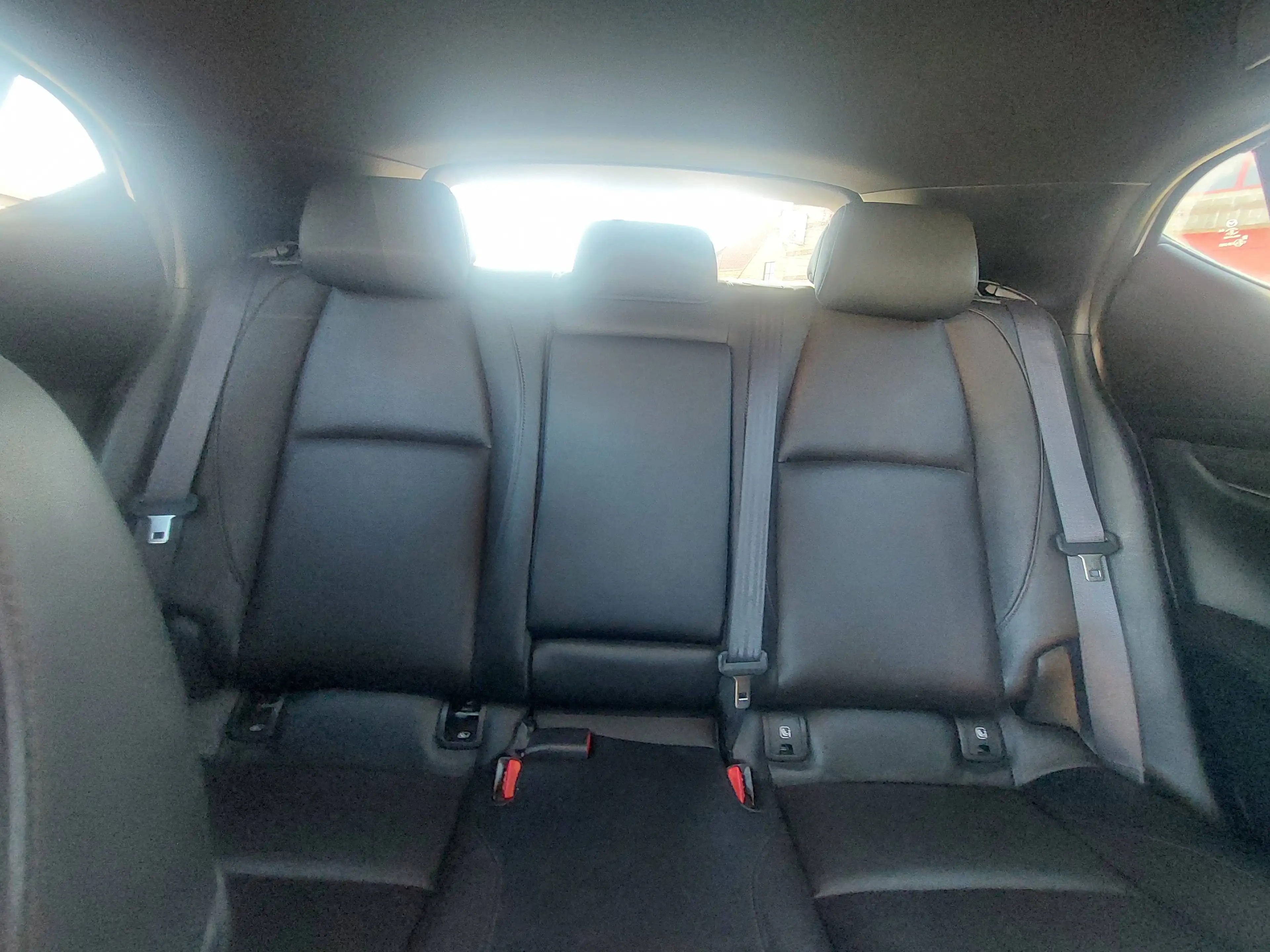 Mazda 3 3 2.0i * Verlaagd met attest * Veren Eibach * Aero Pack — photo 14