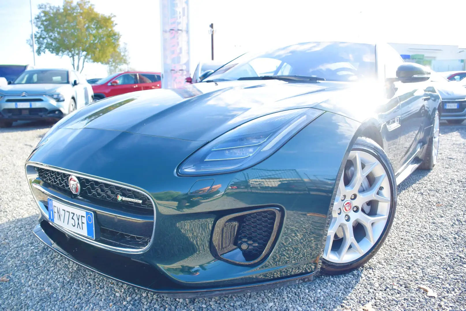 Jaguar F-Type R-DINAMIC 2.0 300CV AUT. COUPE NAVI LED MERIDIAN Verde - 1