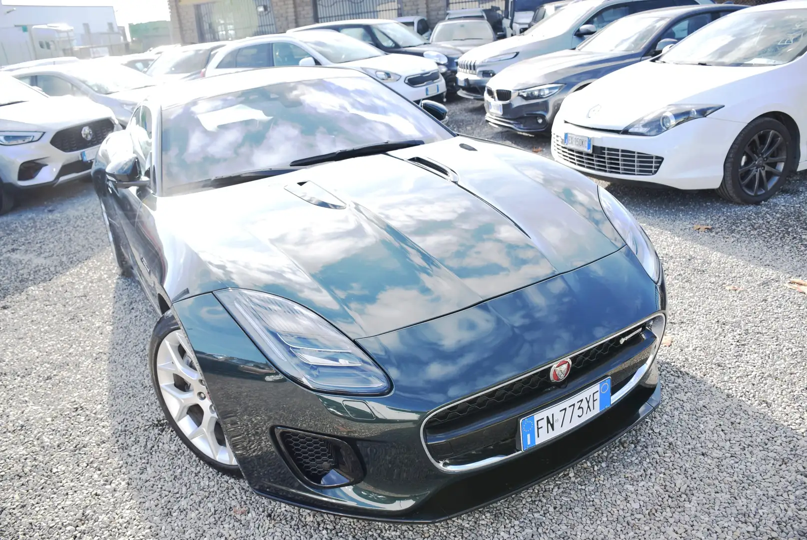 Jaguar F-Type R-DINAMIC 2.0 300CV AUT. COUPE NAVI LED MERIDIAN Verde - 2