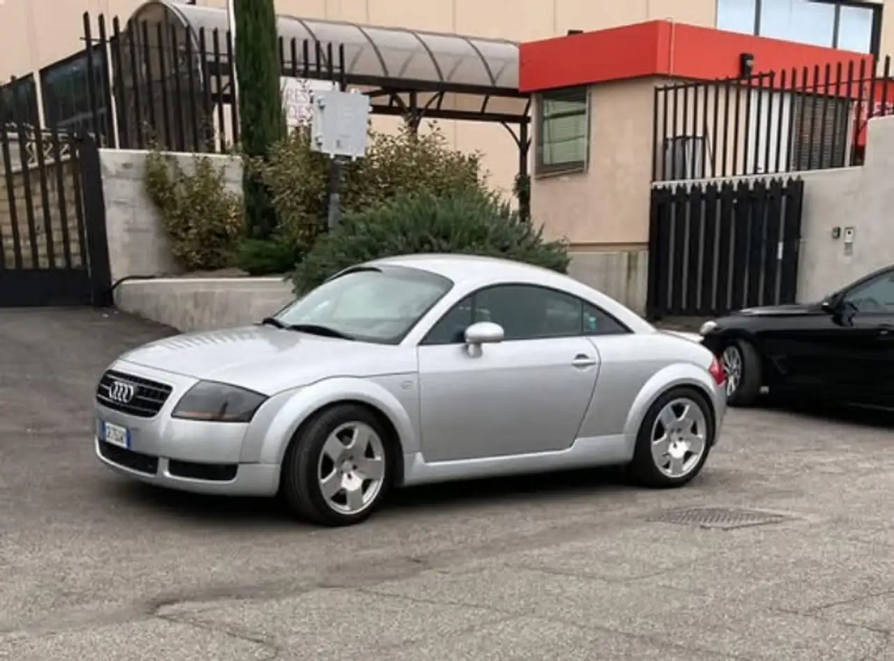 Audi TT 1.8t, foto 2